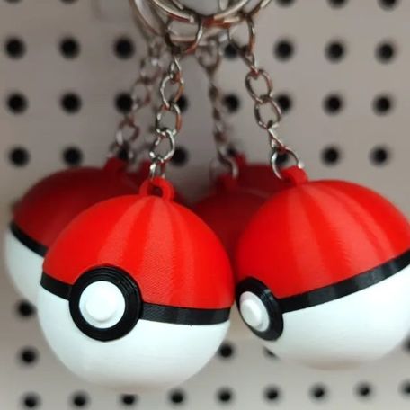Small round collectible keychains printed in 3D
